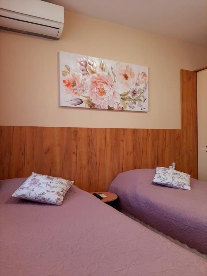 Private Rooms Silvia Варна Екстер'єр фото